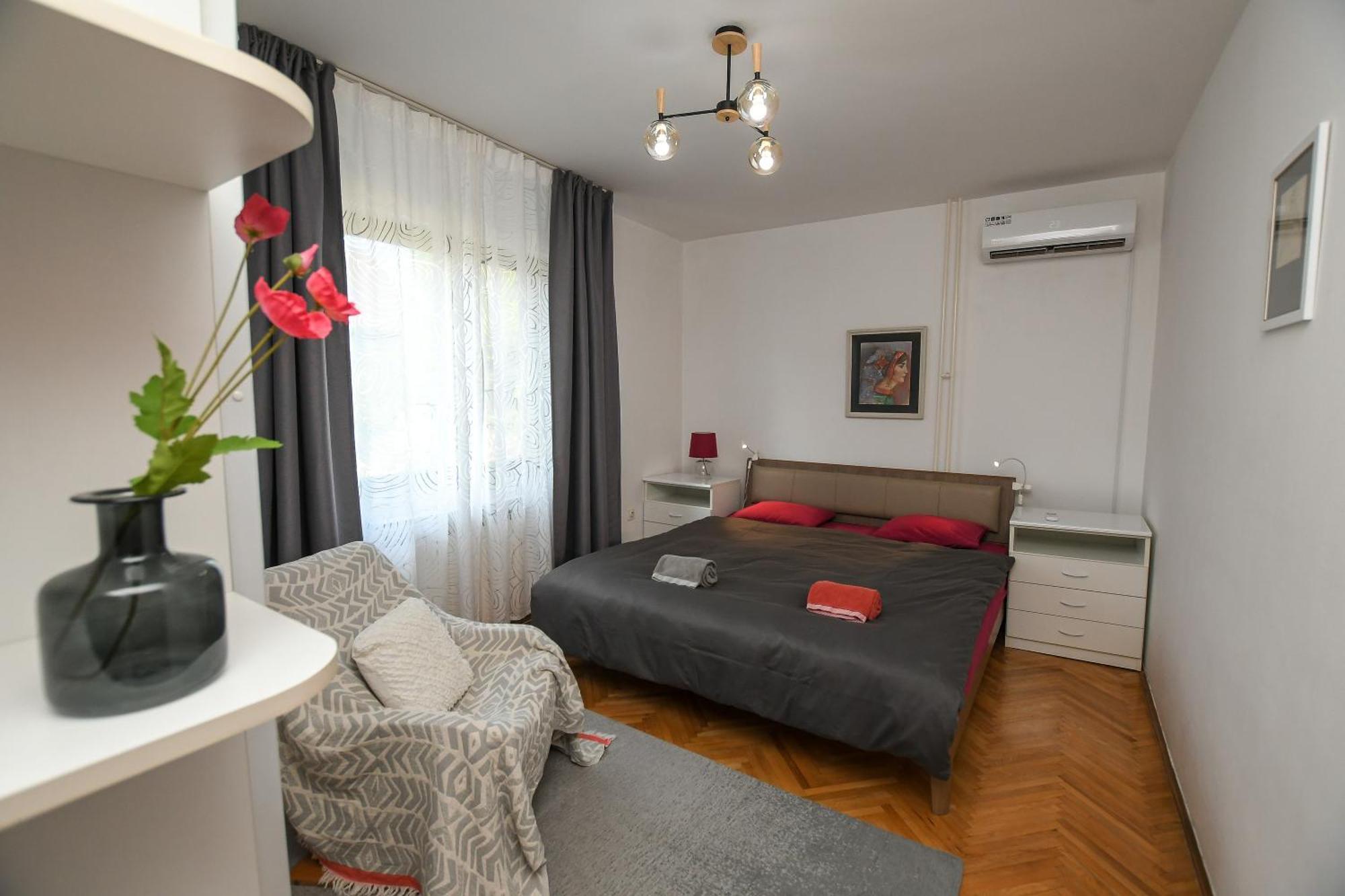 Villa Mina Kladovo, 5-Bedroom Villa With Pool For Up To 12 People Eksteriør bilde